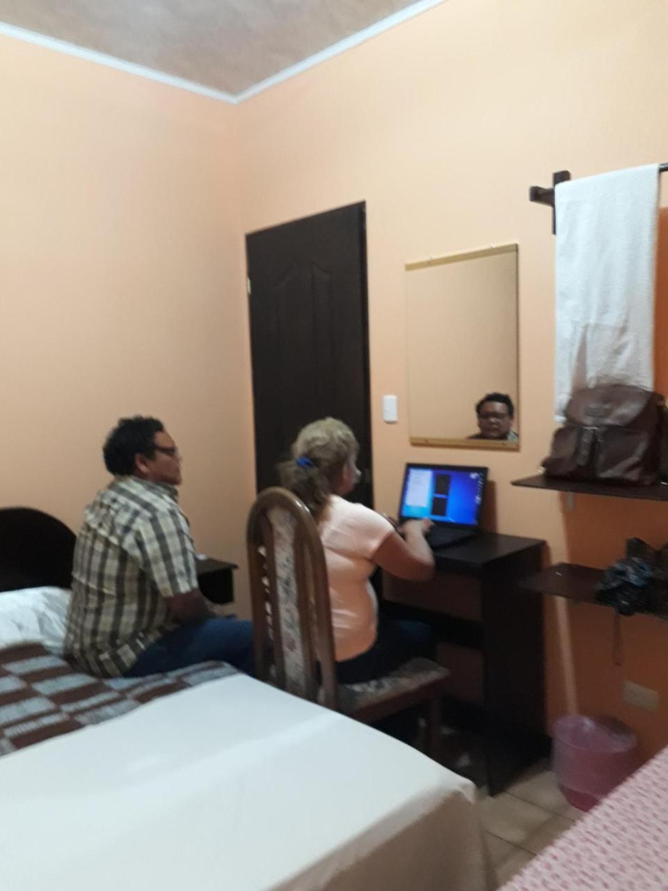 Hotel Latino サンホセ エクステリア 写真